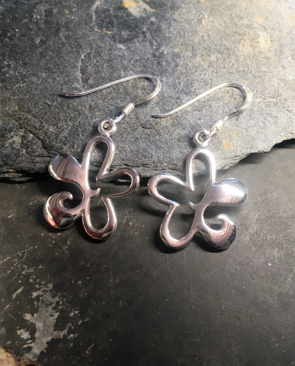 Flower Wave Earring