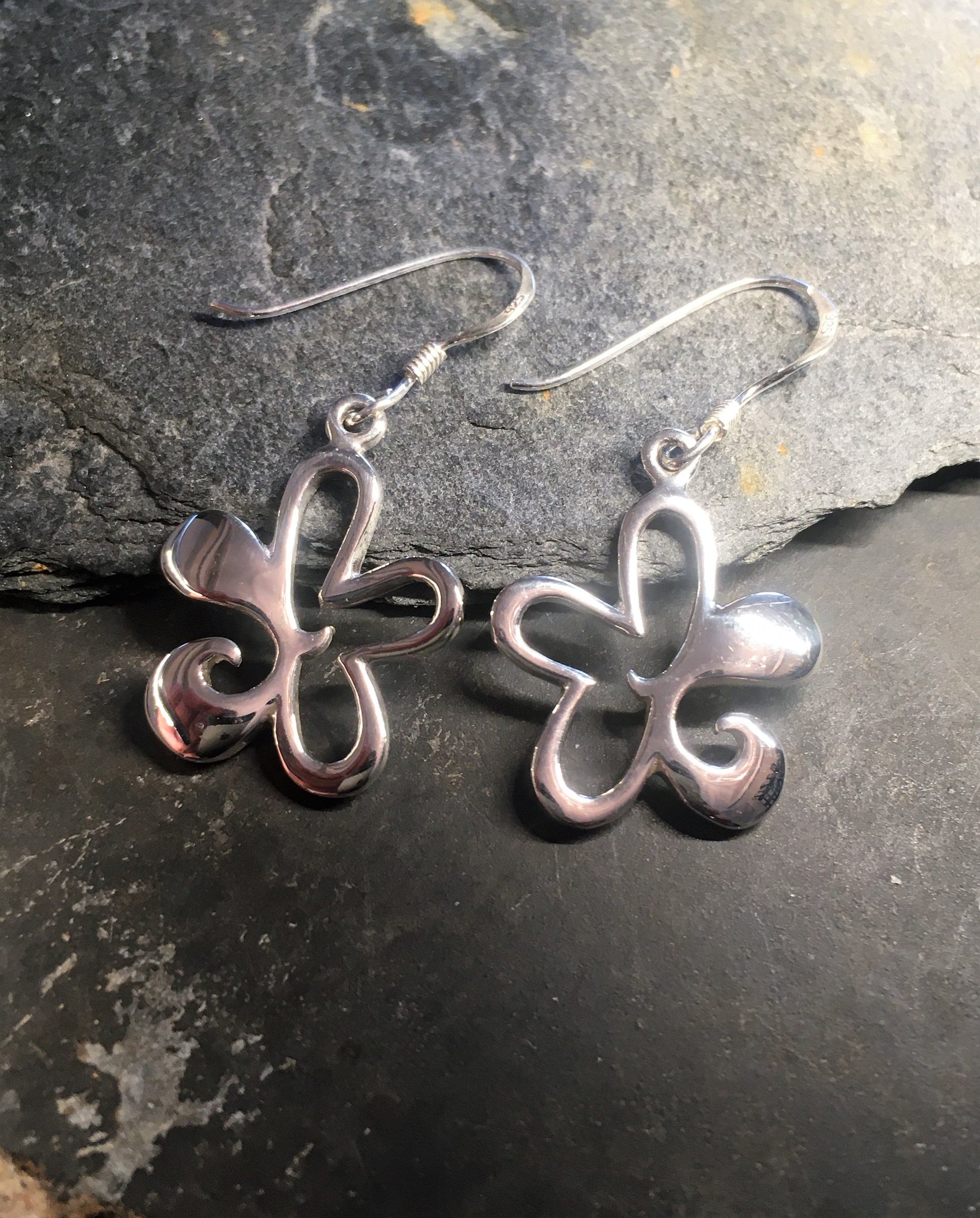 Flower Wave Earring