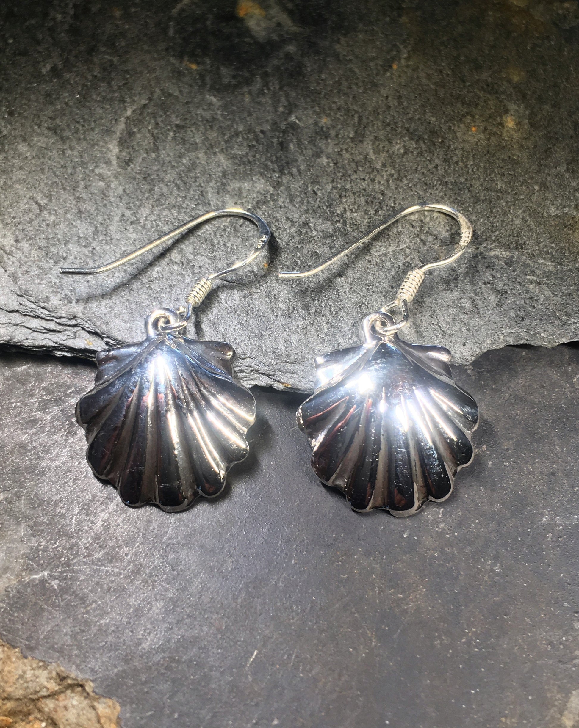 Clam Shell  Earring