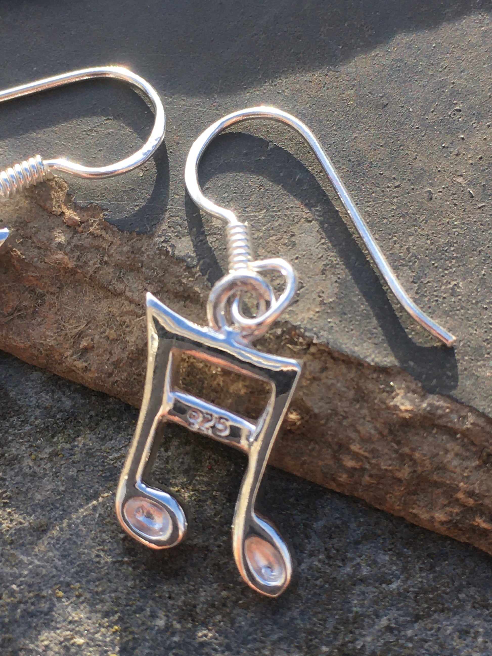 Music Note Earring 14mmm Drop