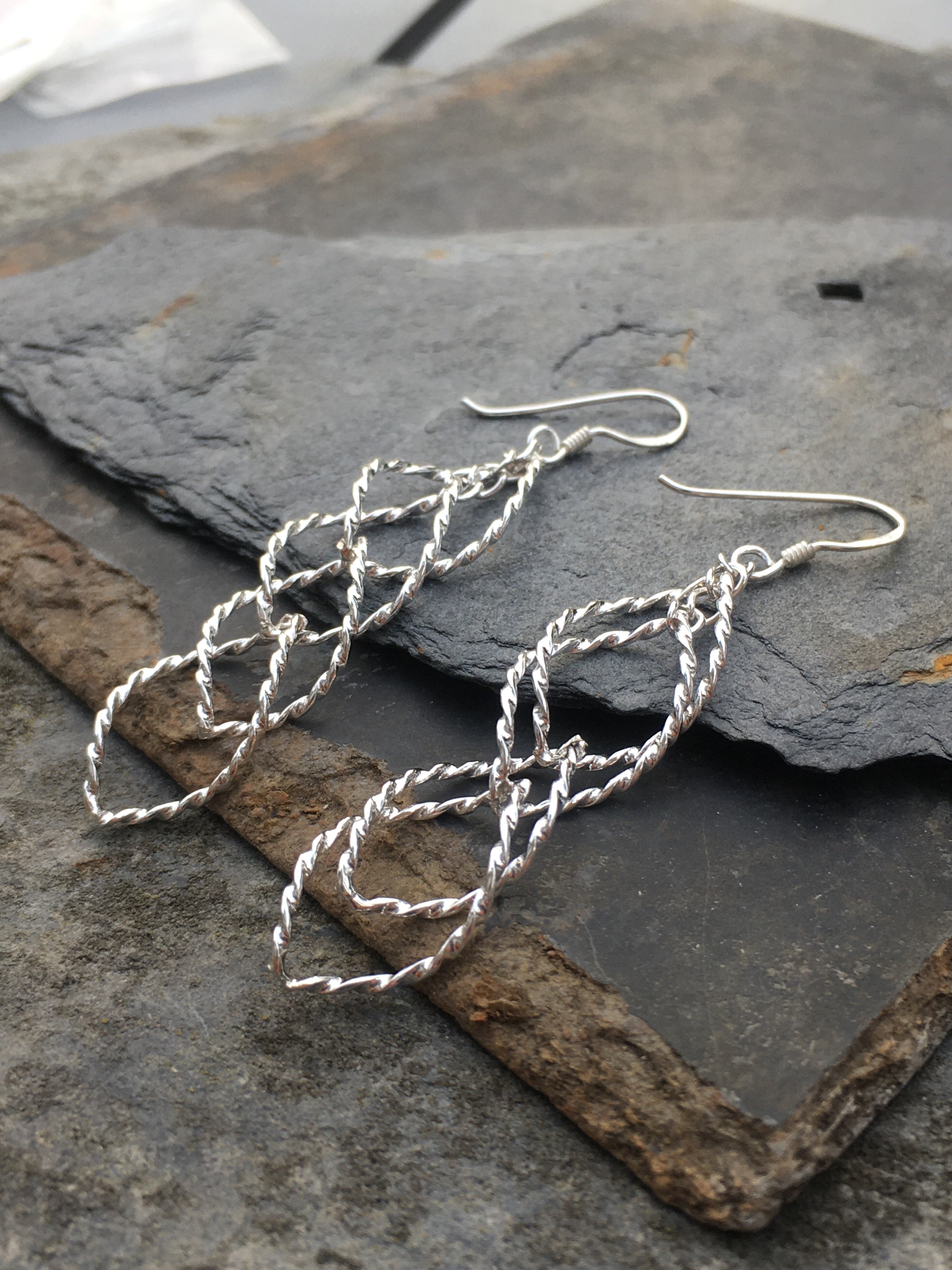 Twisted Link Earring 44mmm Drop
