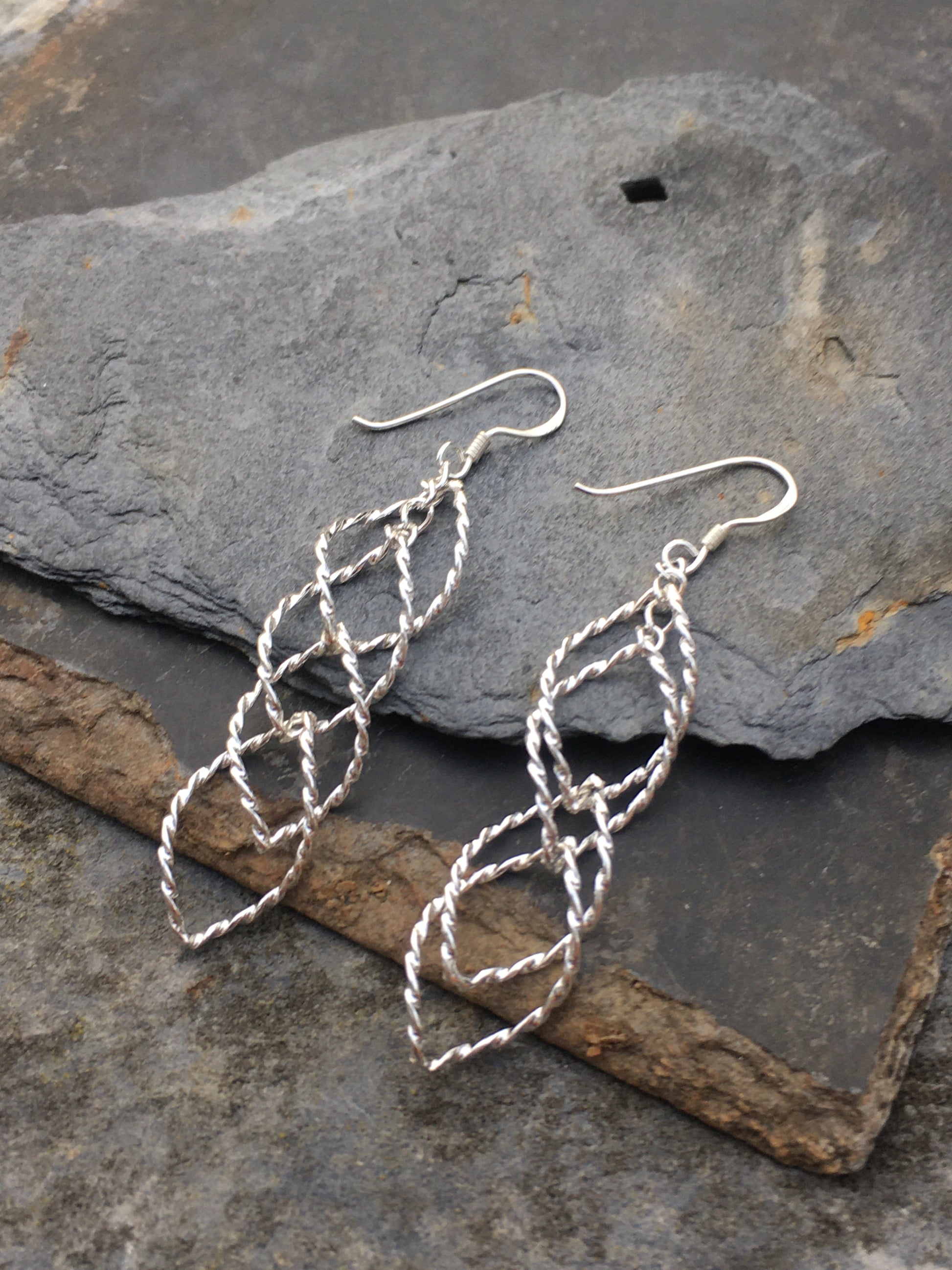 Twisted Link Earring 44mmm Drop