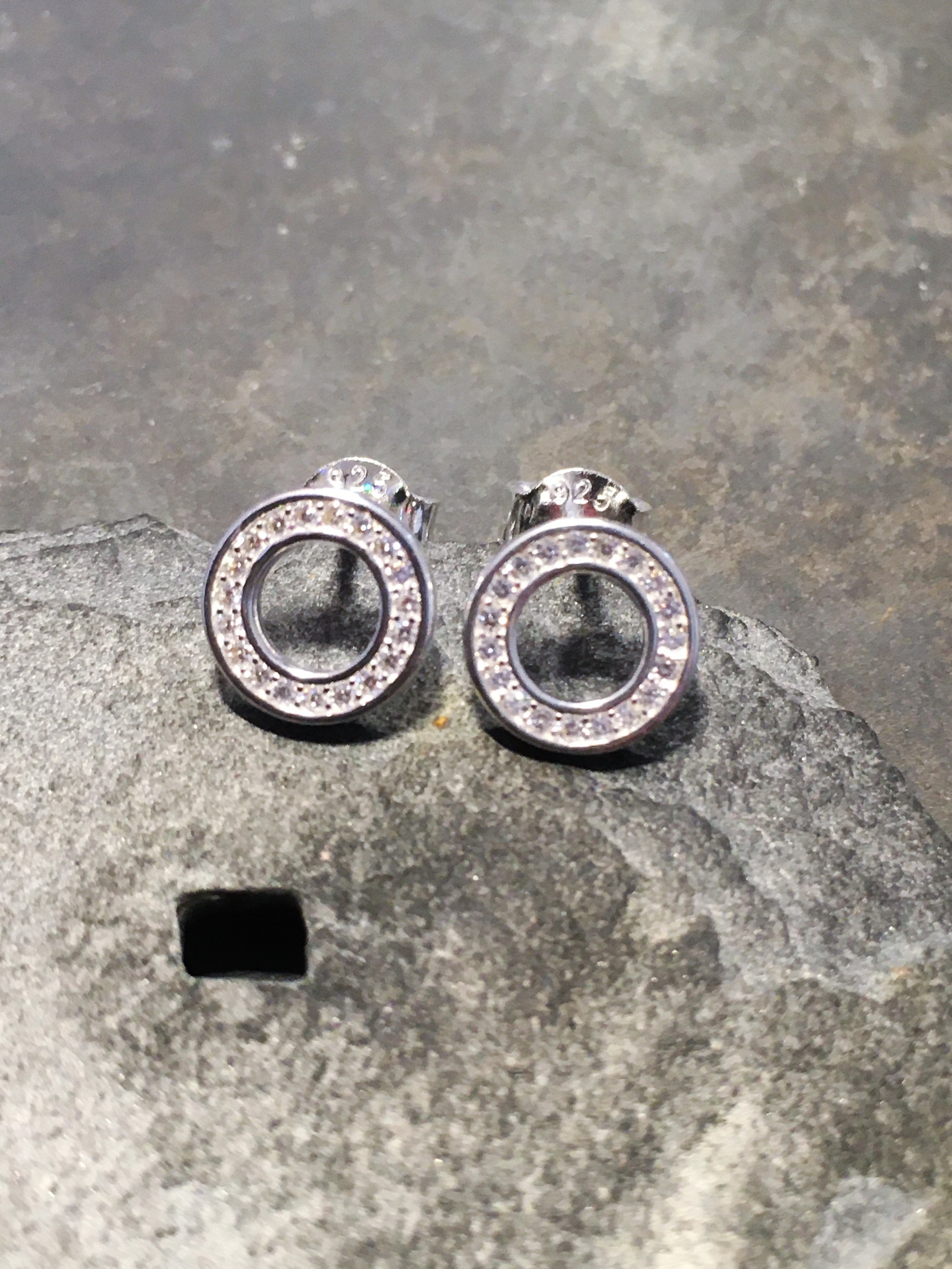 Cubic Zirconia Circle Stud 8mm
