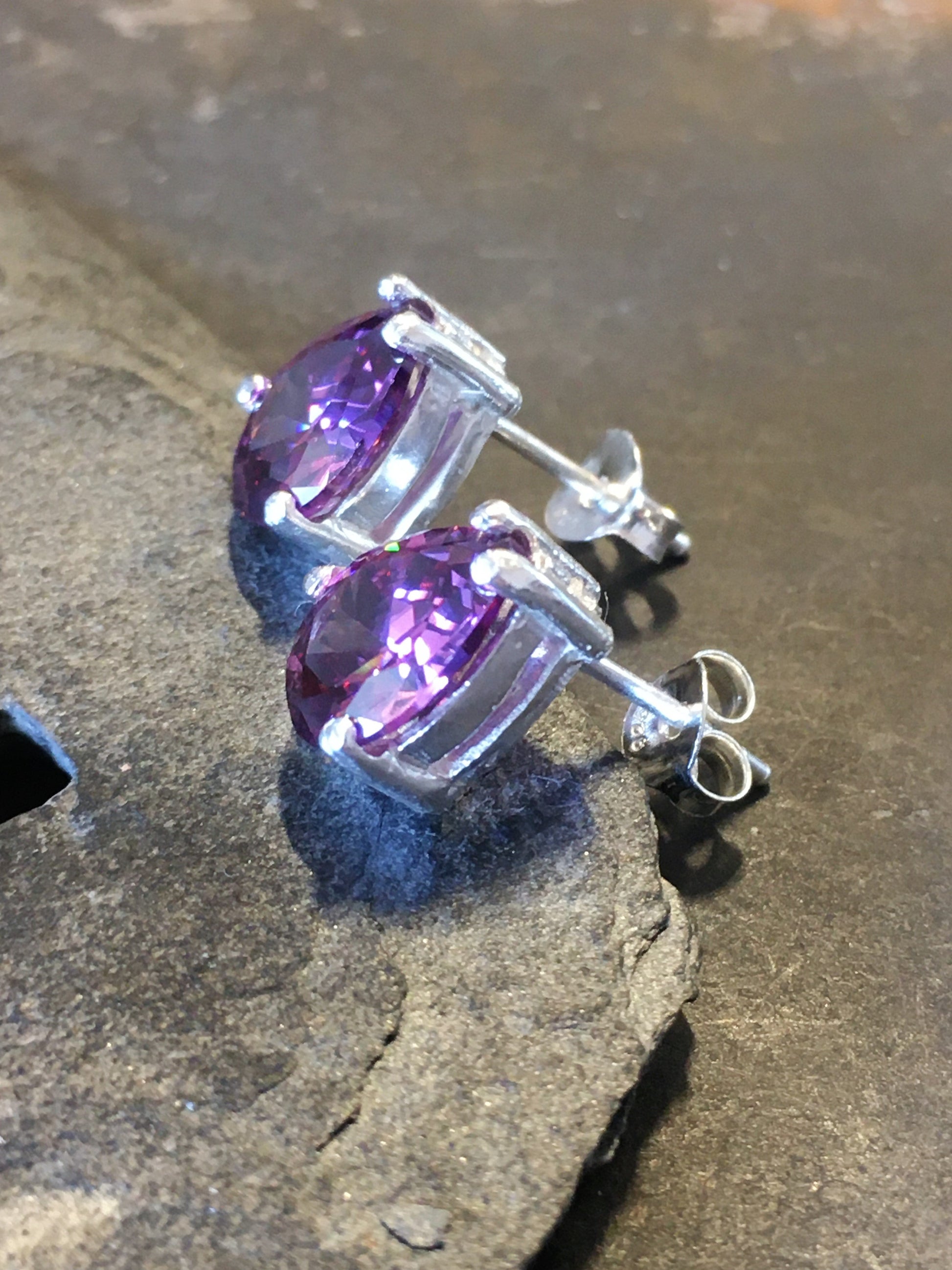 Purple Cubic Zirconia 9mm Teardrop