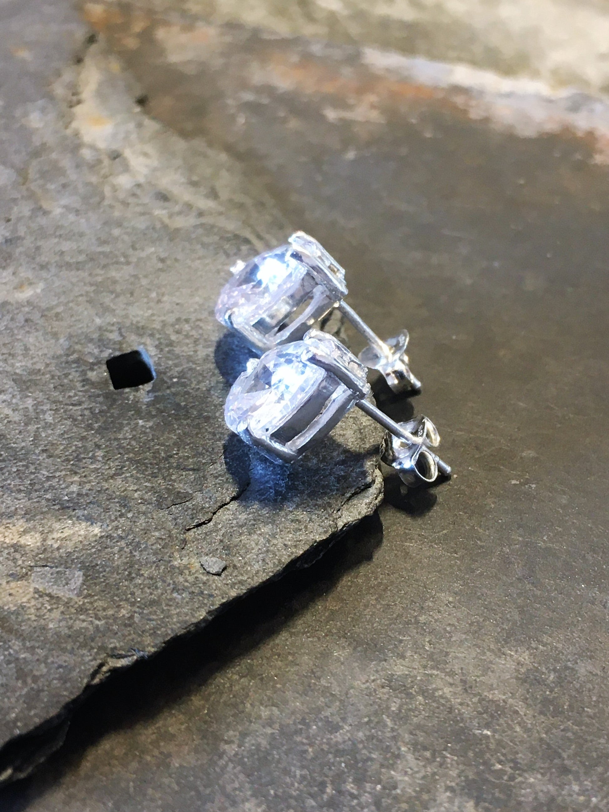 Clear Cubic Zirconia Teardrop Stud 7 X 9mm