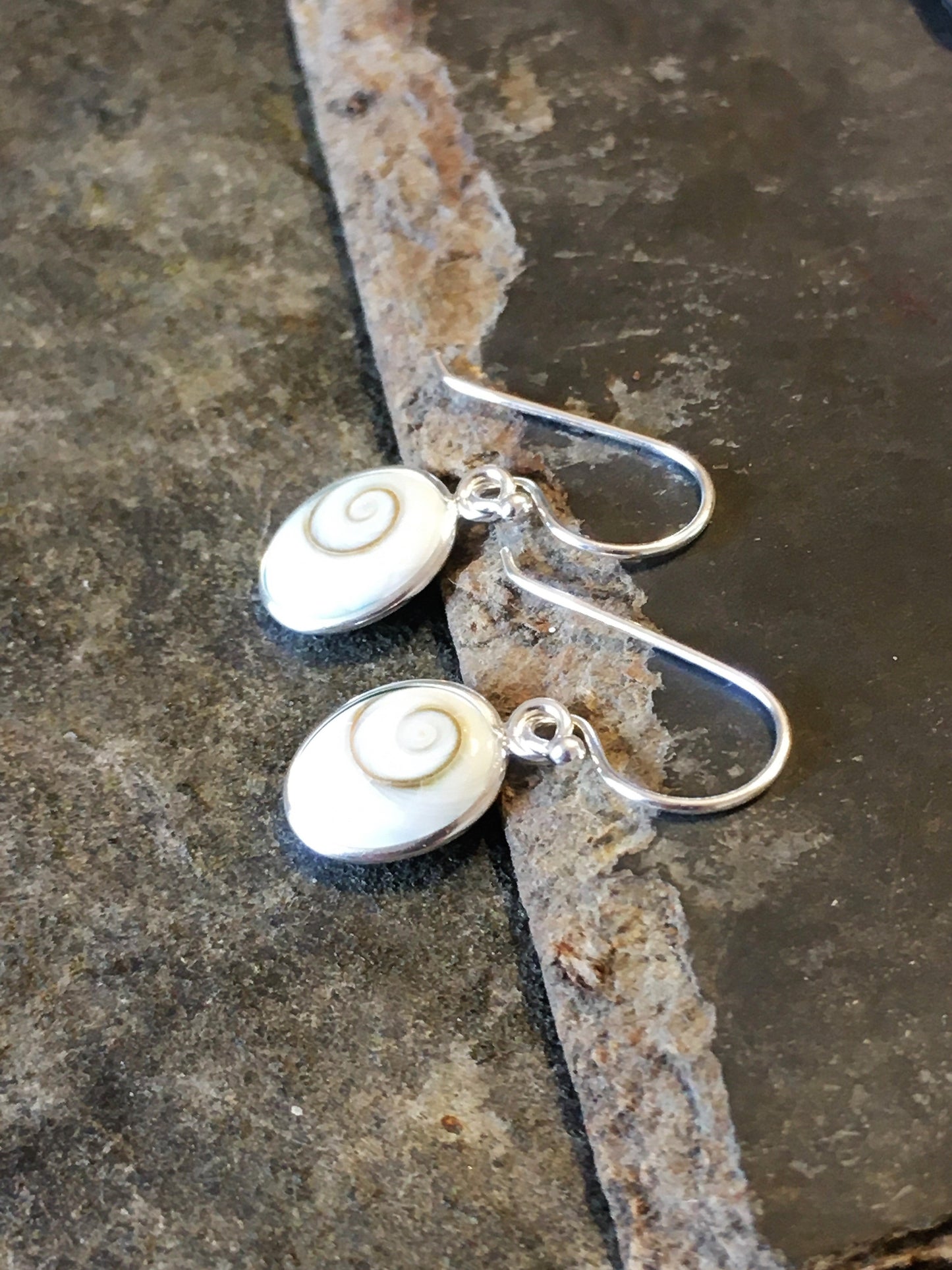 SE406B - OVAL SHIVA ER 8 x 10 mm