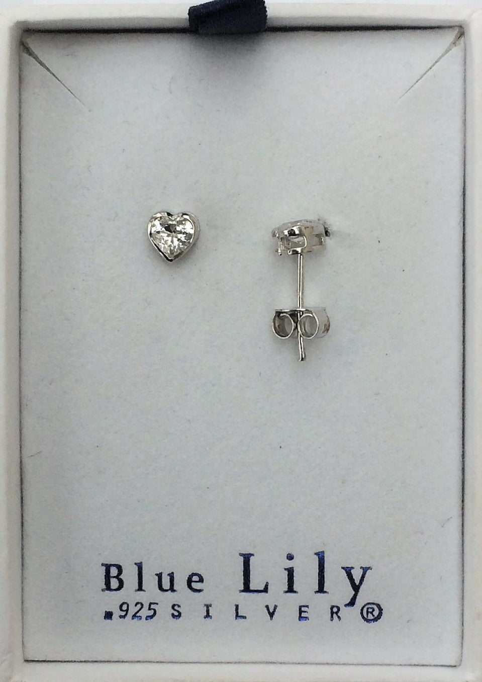 4mm Heart Cubic Zirconia Stud Basket Set