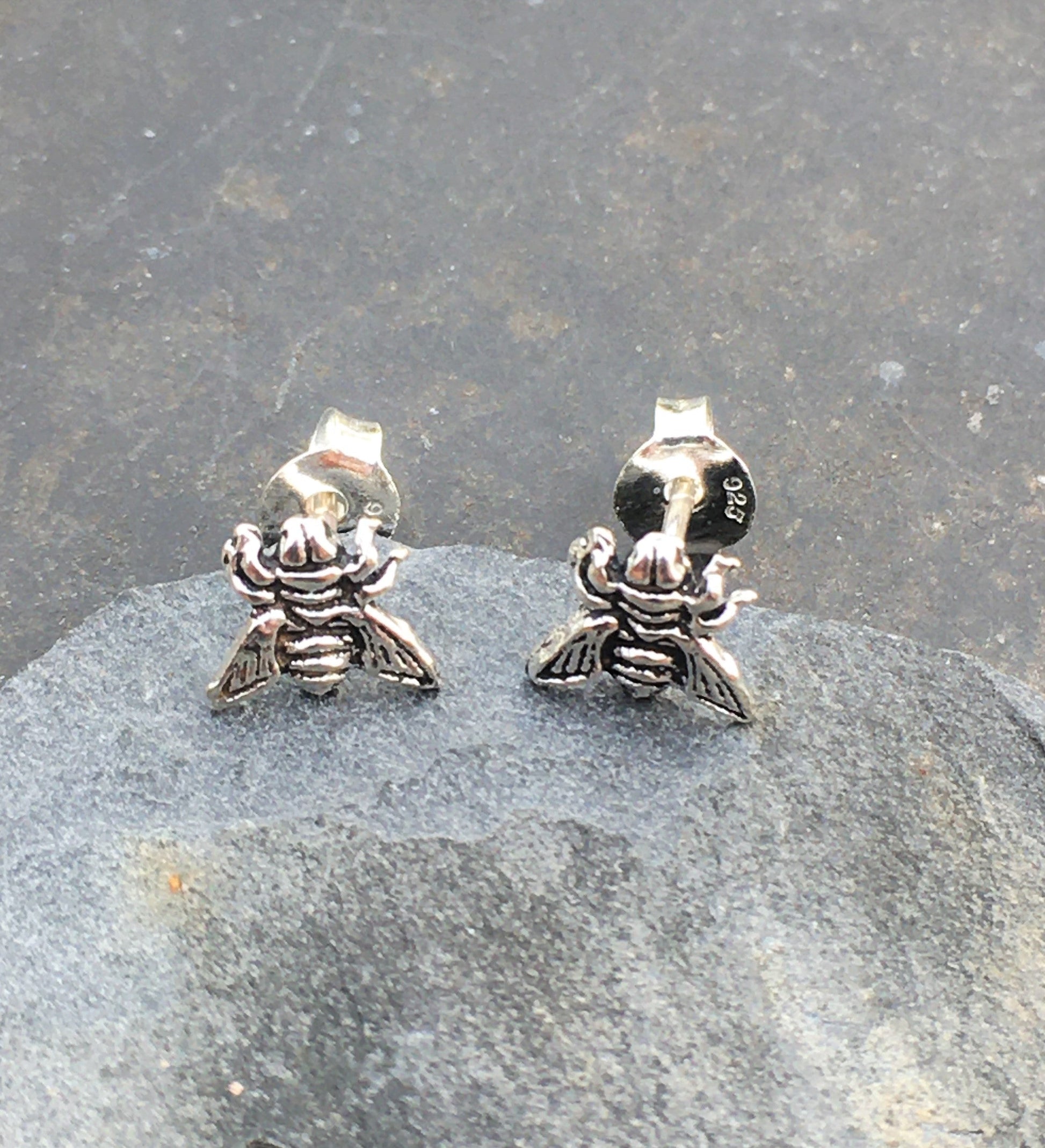 Bee Stud