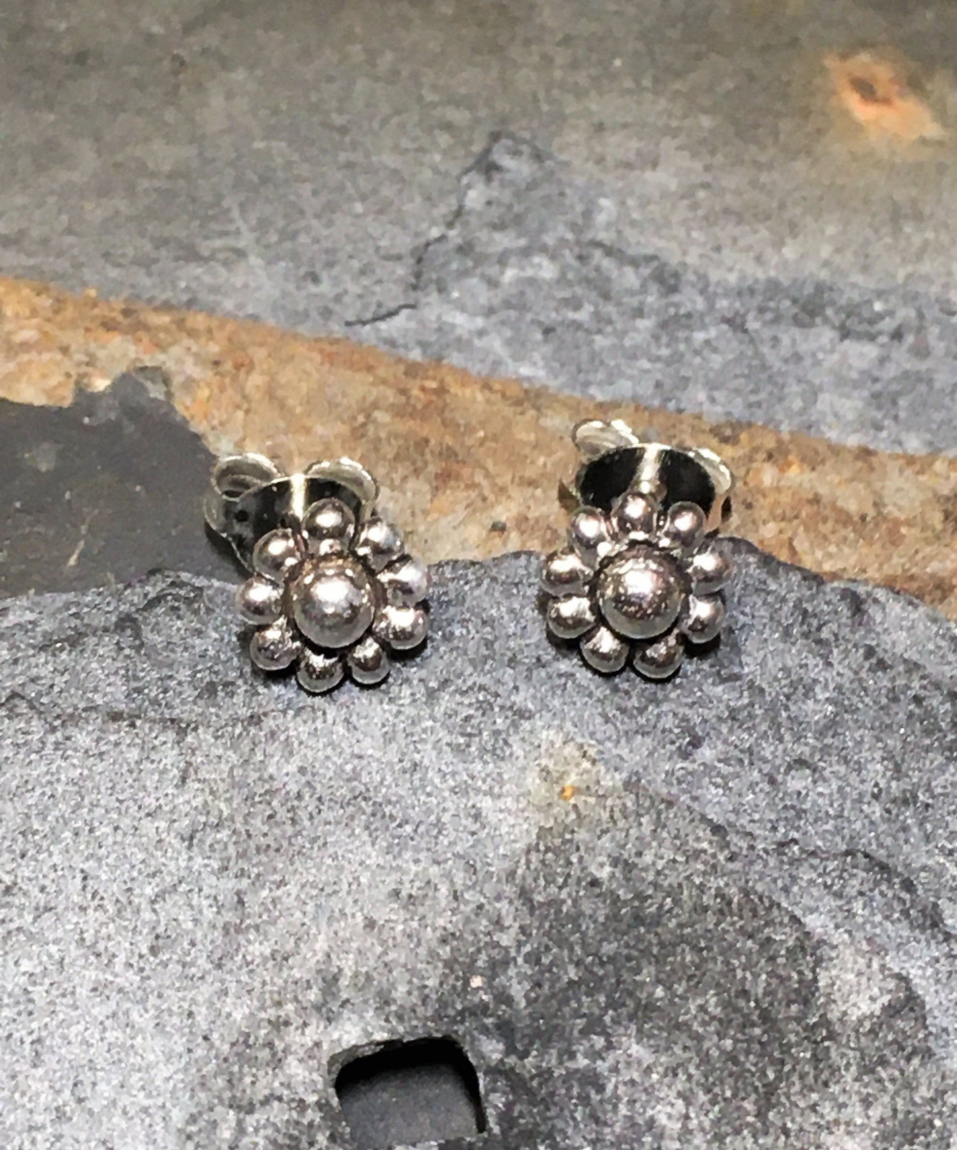 Flower Stud 5mm