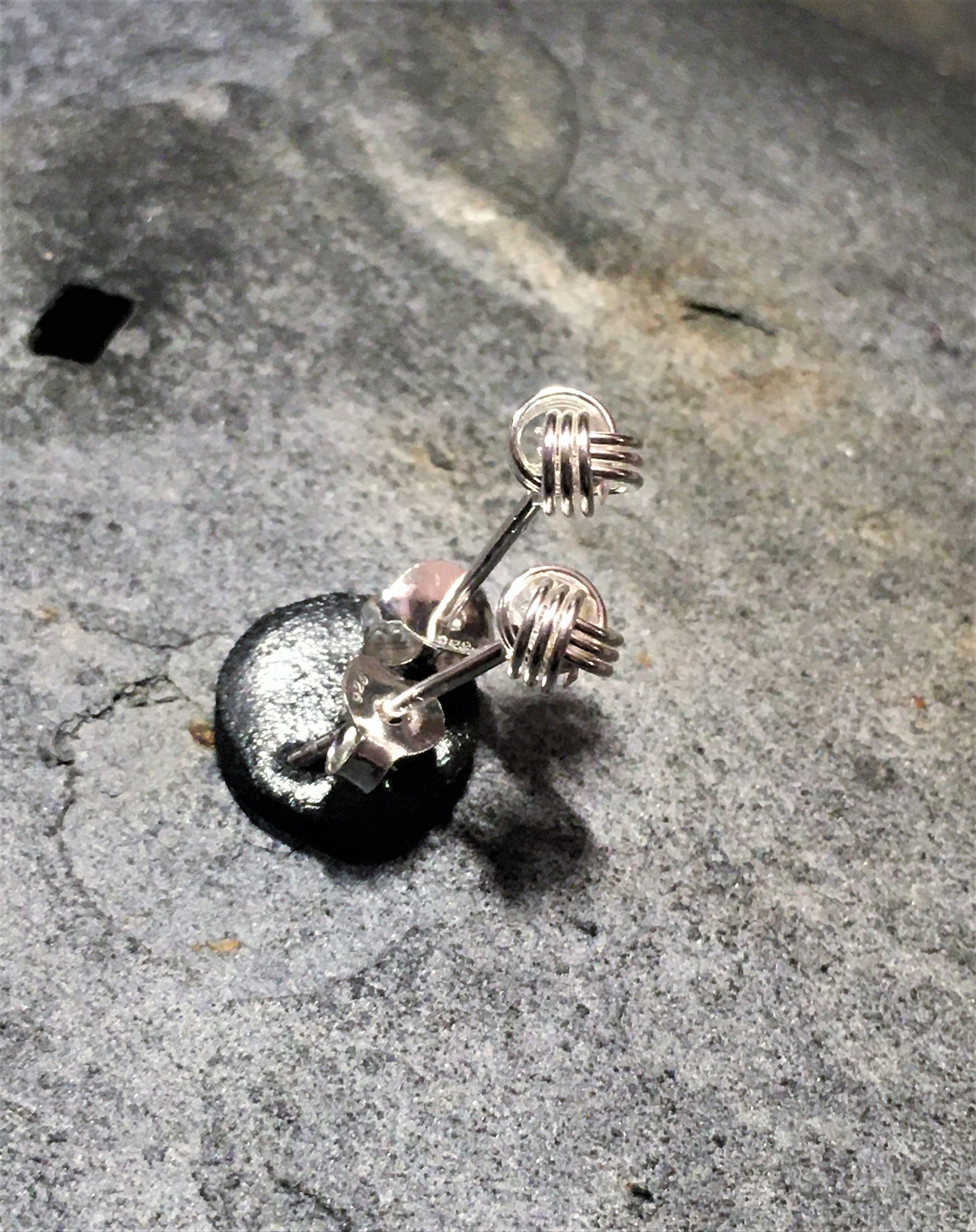 5mm Knot Stud