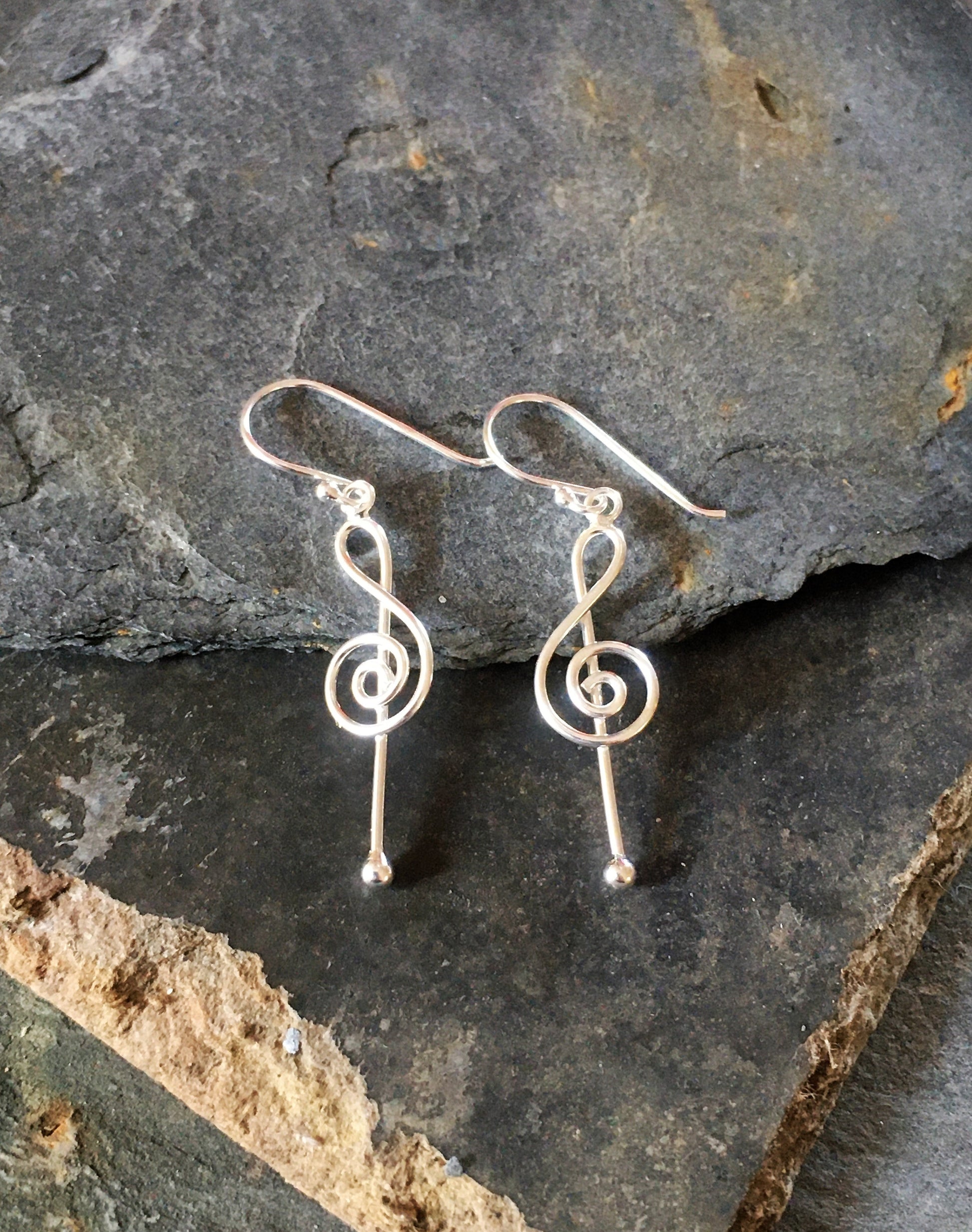 Treble Clef Wire Drop Earring