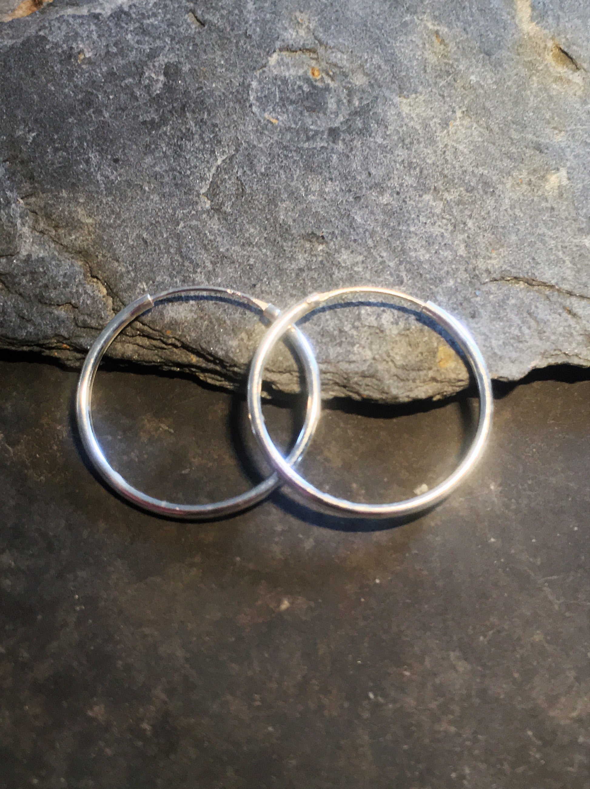 1.5mm X 25mm Silver Hoop