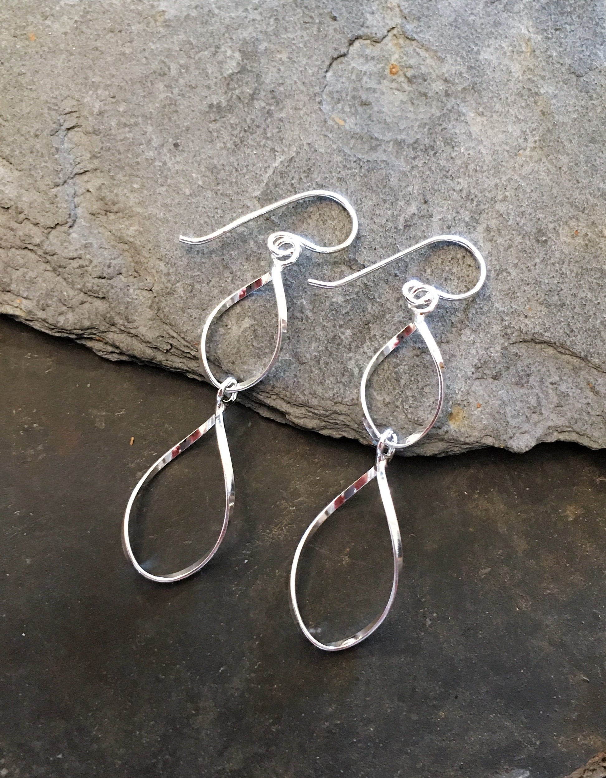 Oval Twist Earring 36mm Drop