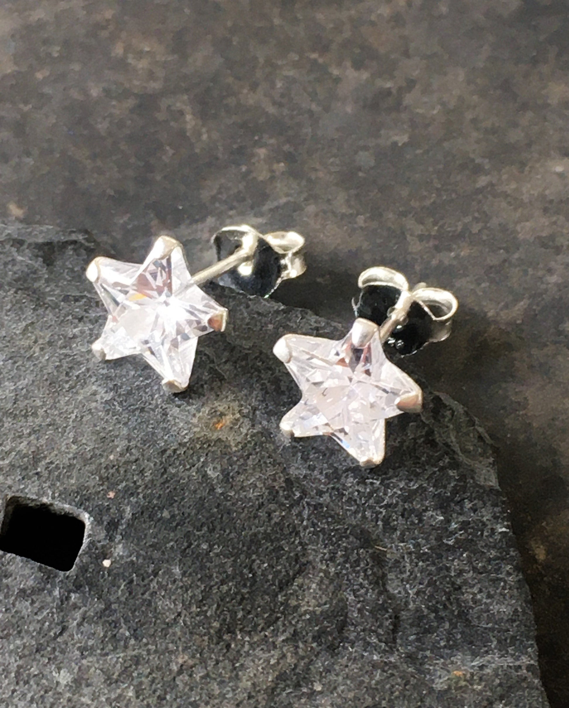 7mm Cubic Zirconia Star Stud