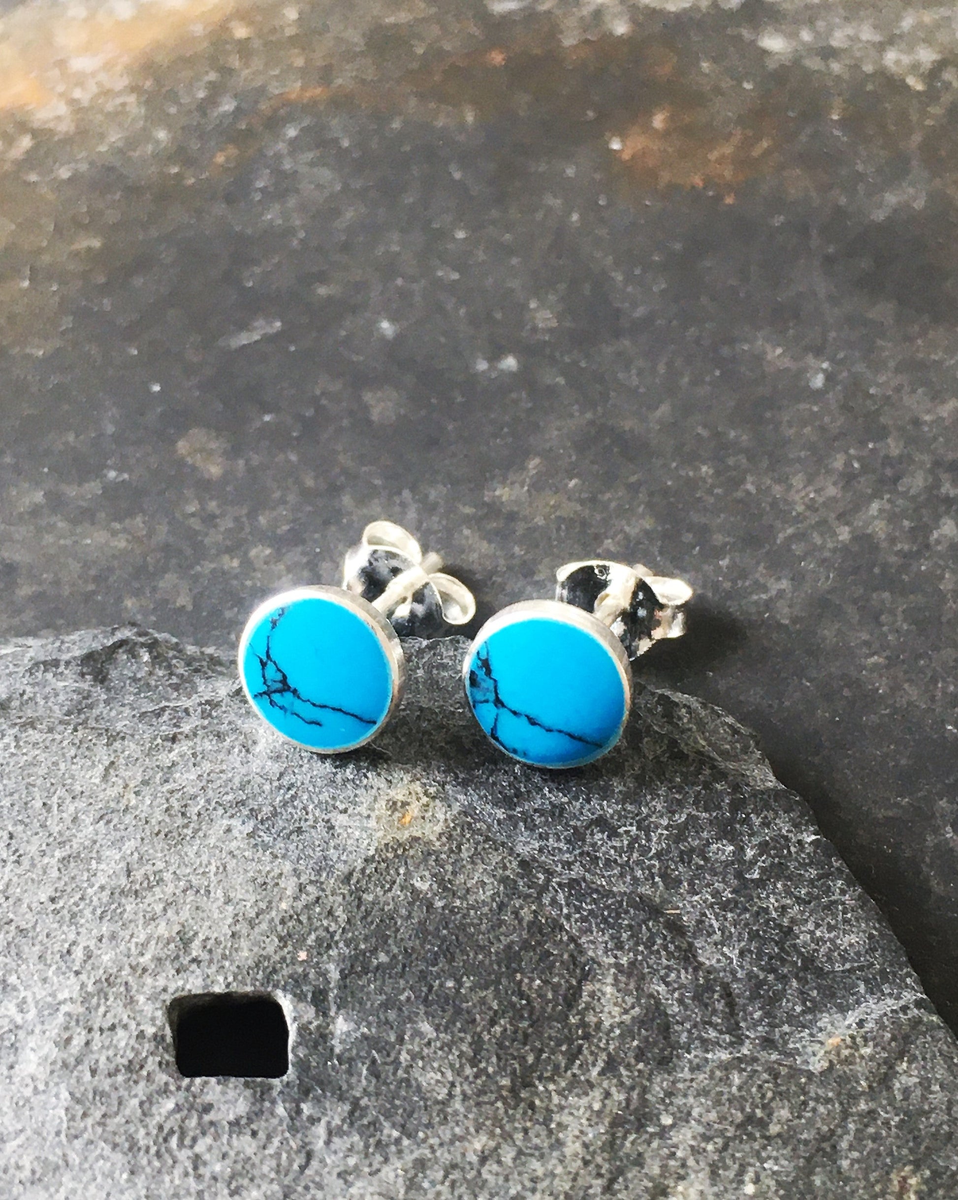 6mm Round Blue Tq Stud