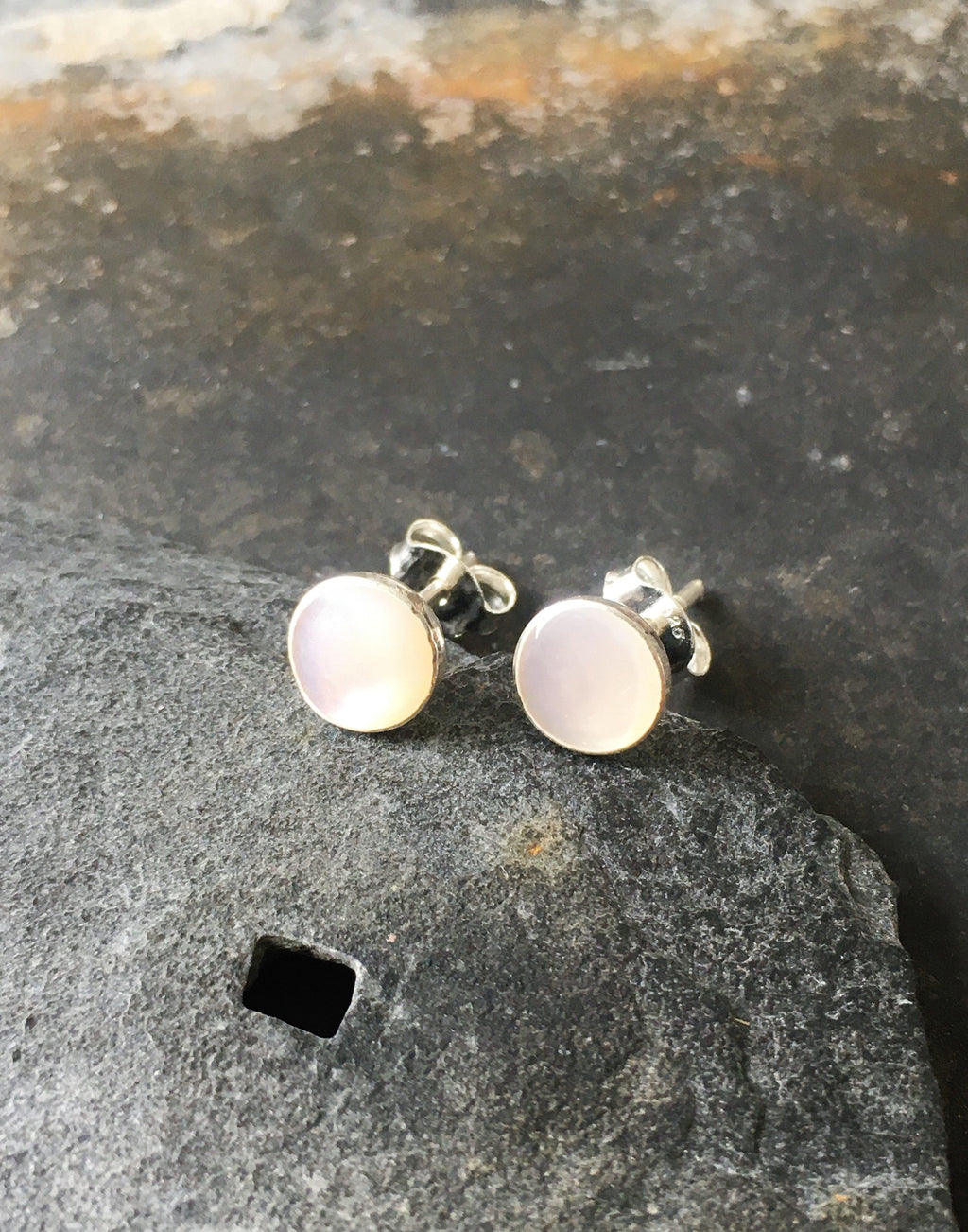 6mm Round Mother of Pearl Stud