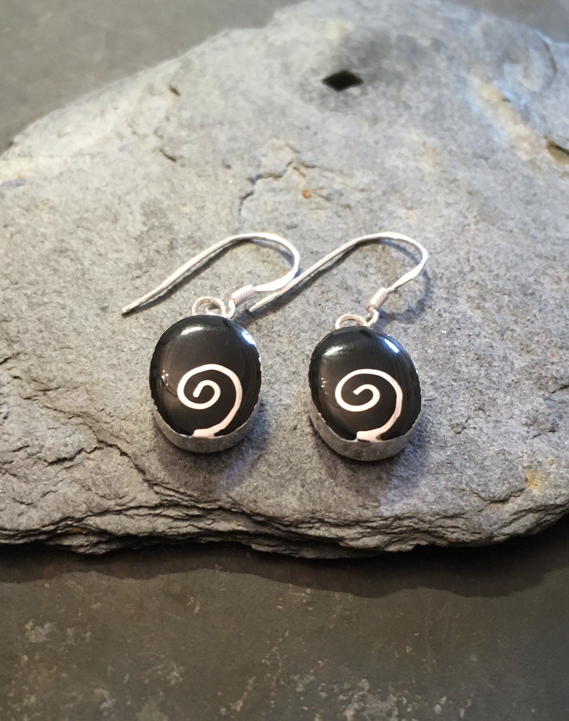 Black Oval Swirl Earring 13mm X 10mm
